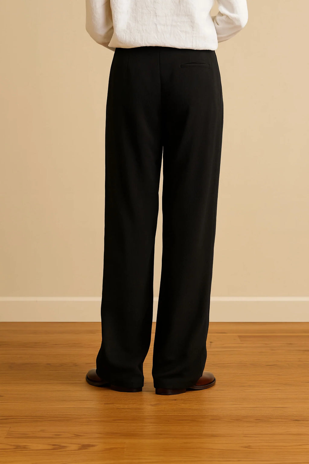 Men Straight Fit Pants-Black